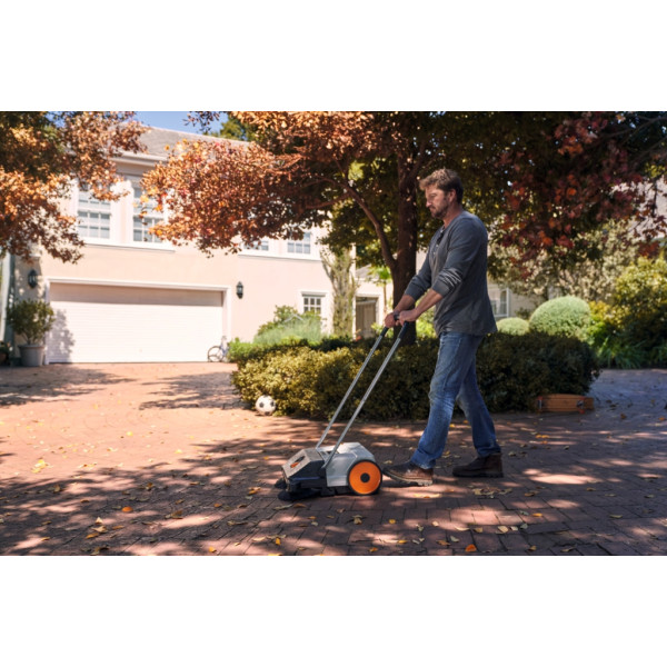 Підмітальний пристрій STIHL KG 550